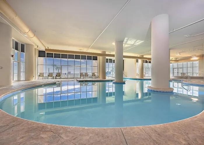 Phoenix Gulf Tower 1801 Apartment